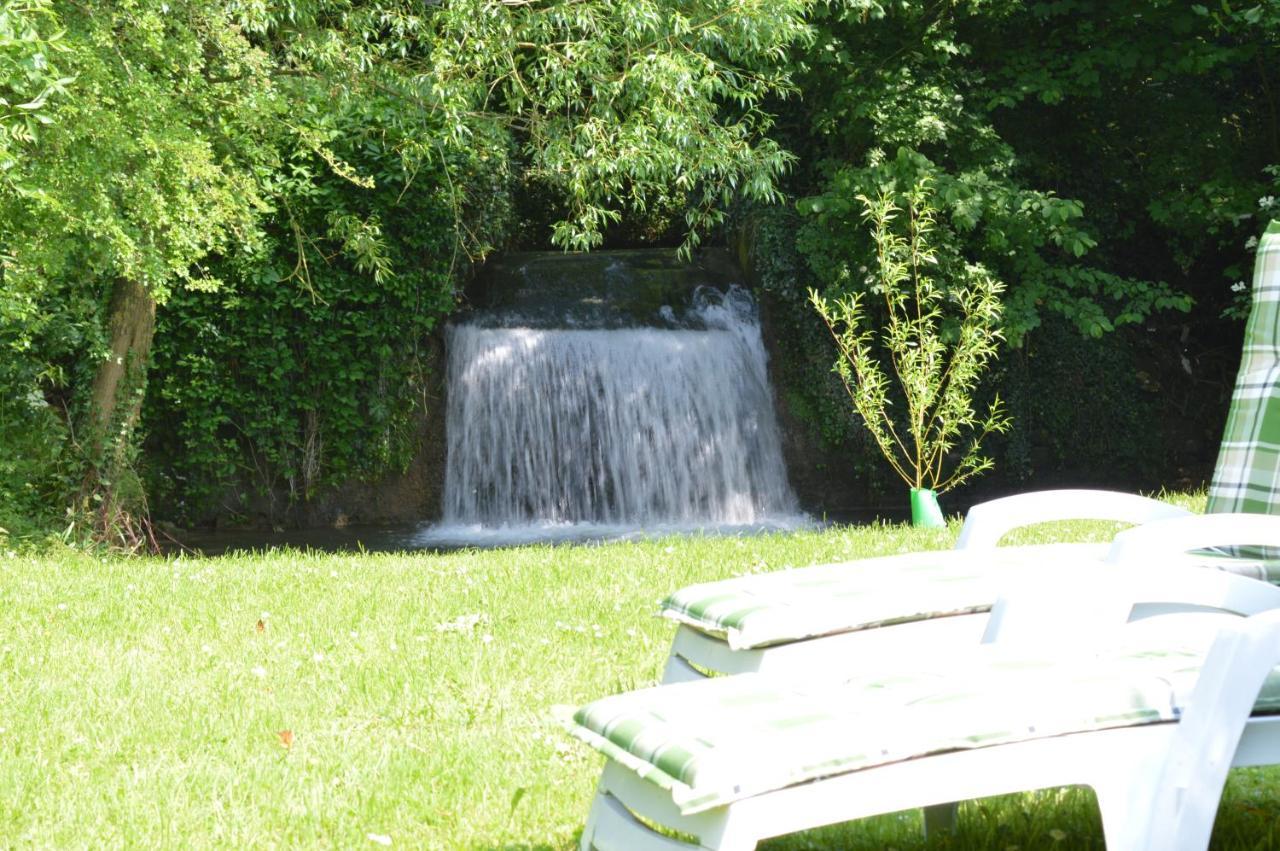 Les Gites Insolites De La Cascade Lespesses Zewnętrze zdjęcie